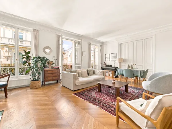 Vends magnifique appartement familial -134 m² - Nouvelle Athènes 75009