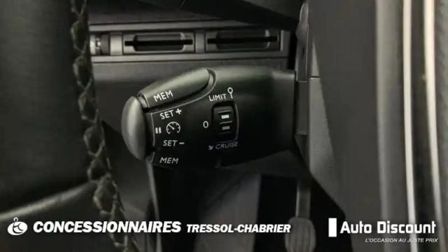 Peugeot 3008 1.2 puretech 130ch s&amp;s bvm6 allure — photo 17