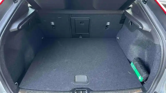 Volvo C40 e single extended range 252 ch 1edt — photo 8