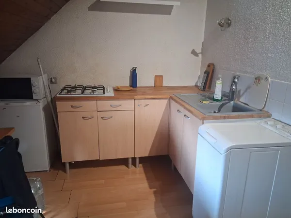 Studio 17 m2 rue de Vesoul