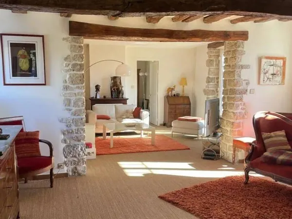 Maison 5 pièces 225 m²