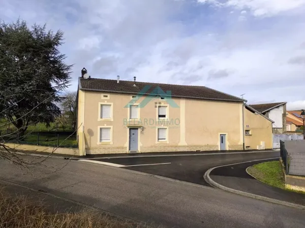 Maison 10 pièces 134 m²