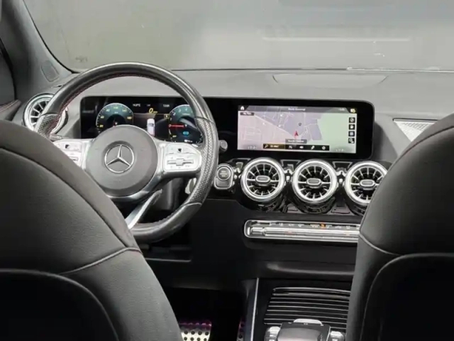 Mercedes Gla 250 e amg line — photo 19