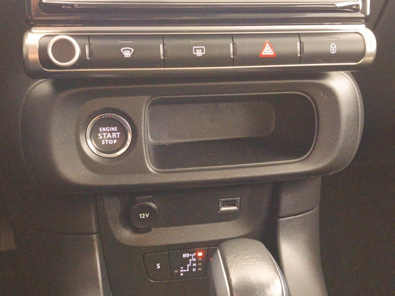 Citroën C3 puretech 110 s&s eat6 shine pack — photo 26