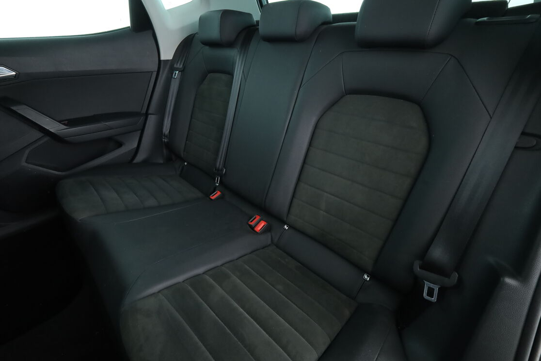 Seat Arona 1.0 EcoTSI Urban — photo 13
