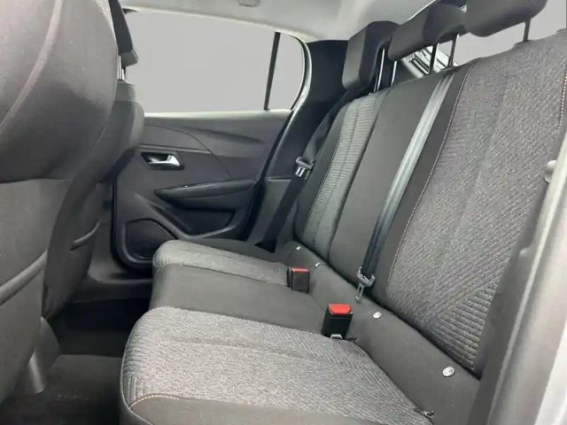 Peugeot 208 hybrid 100 e-dcs6 — photo 12