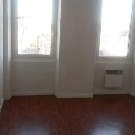MARSEILLE 5e - RUE FERRARI - À 100 M DE LA PLAINE - 53 m² - 2/3 PIÈCES - VUE DÉGAGÉE - SANS VIS-À-VI