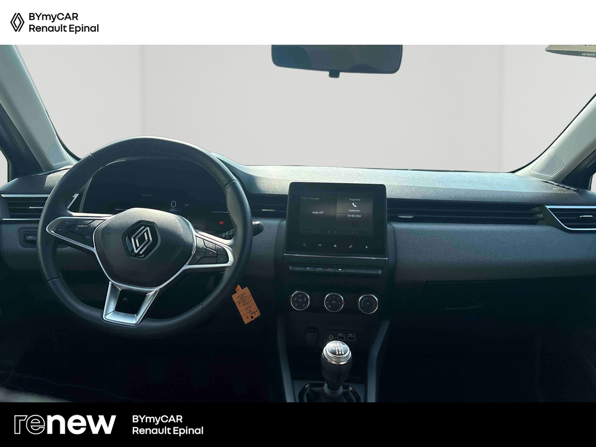 Renault Clio TCe 90 — photo 9