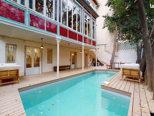 Maison 1 pièce 460 m²
