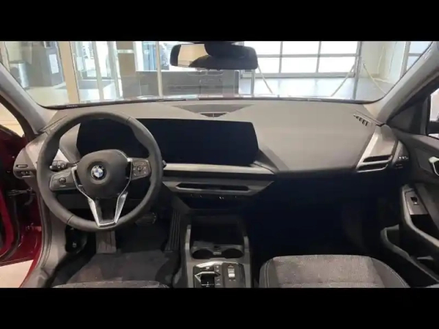 Bmw Serie 1 série 1 116a 122ch m sport design dkg7 — photo 3