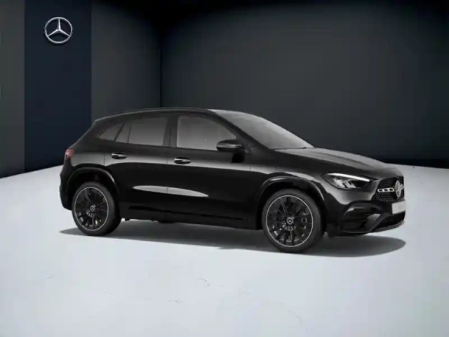 Mercedes Gla 200 d amg line — photo 17