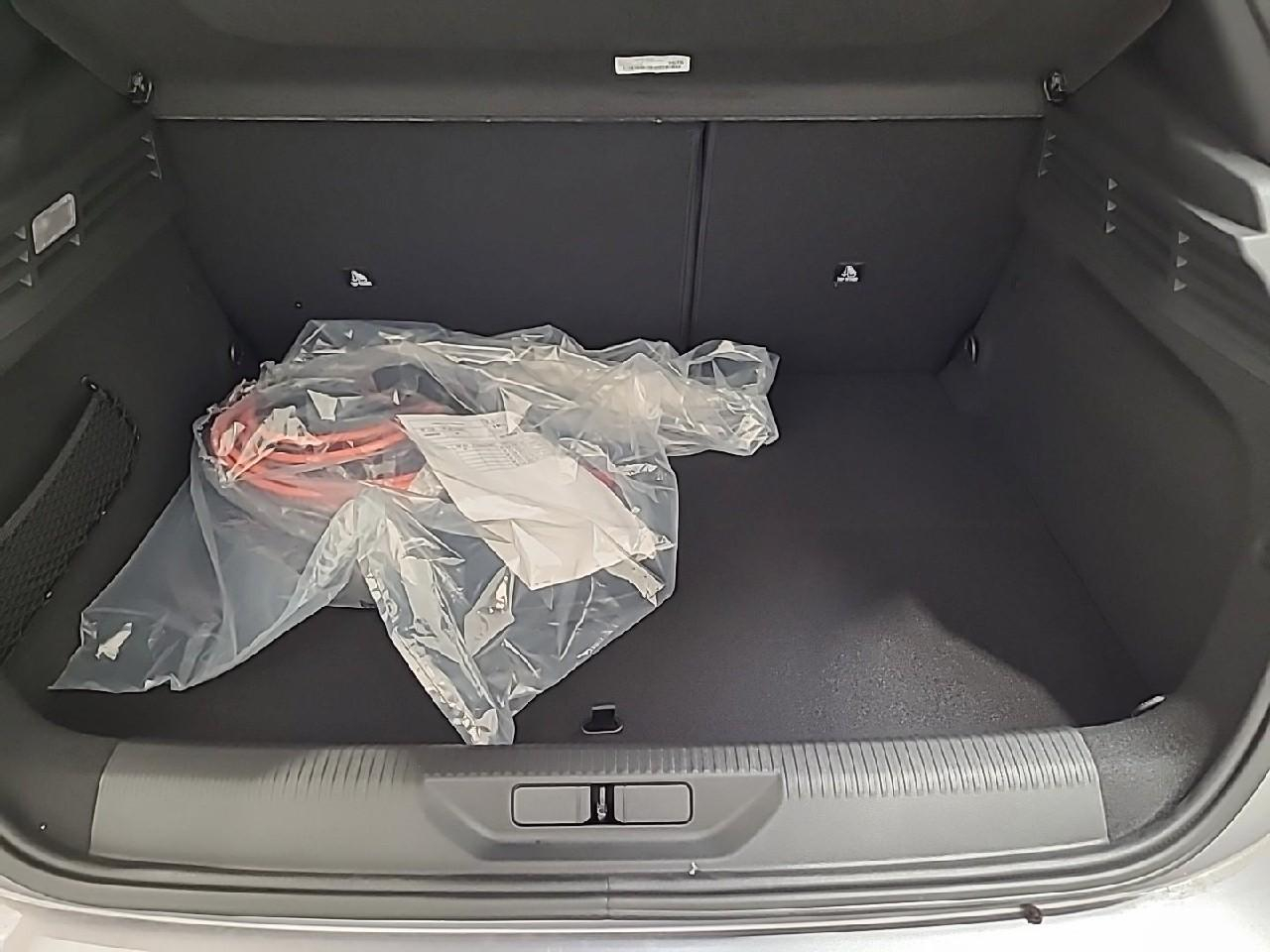 Peugeot 308 phev 180 e-eat8 allure — photo 14