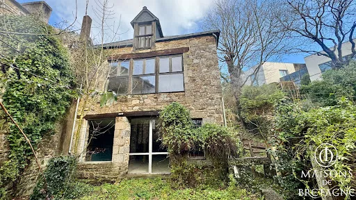 Propriété 7 pièces 275 m²
