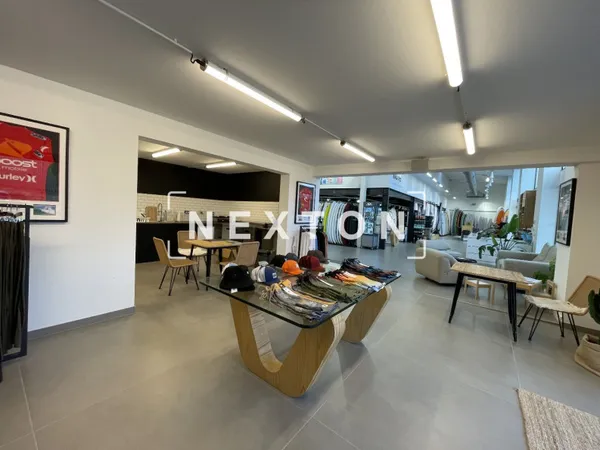 Local commercial 113 m²