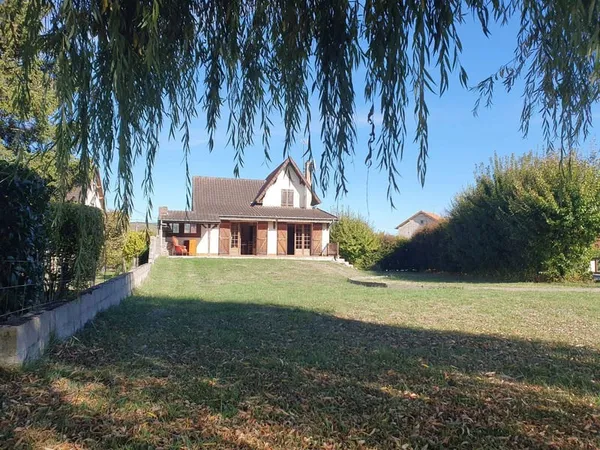 Villa 7 pièces 145 m²