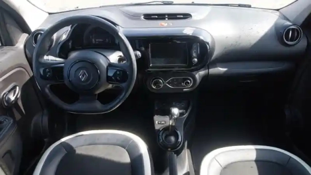 Renault Twingo iii achat intégral - 21 — photo 9