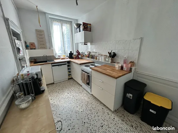 À LOUER - Appartement 75 m² - Auxonne centre-ville - 690 charges comprises