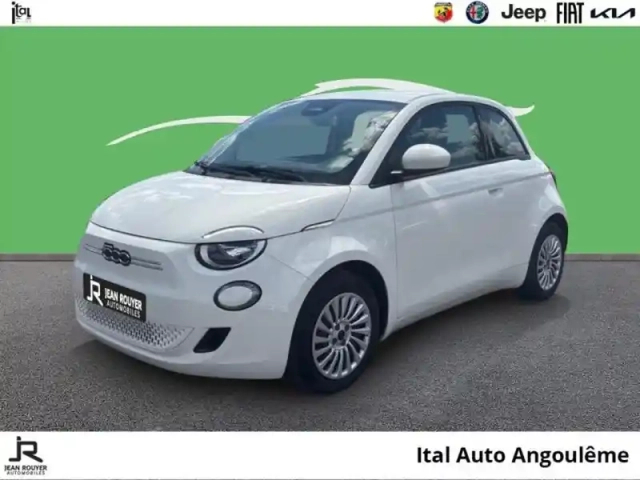 Fiat 500 e 95ch my22 action