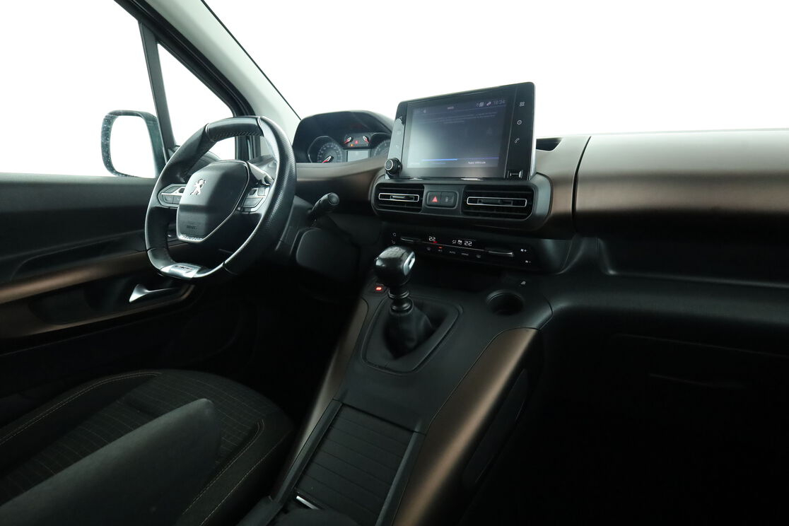Peugeot Rifter 1.5 Blue-HDi GT Line — photo 12