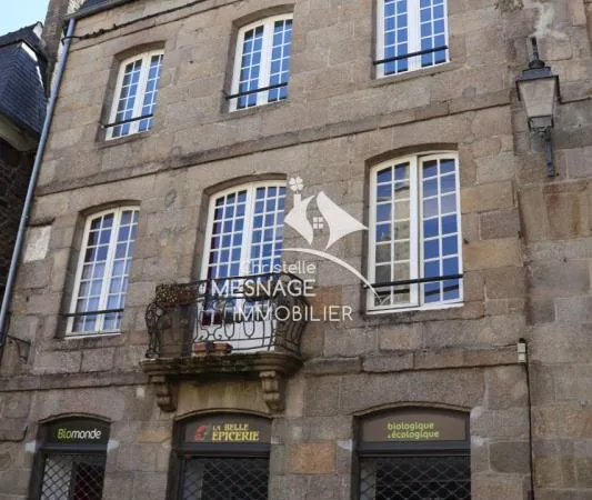 À vendre chez Christelle Mesnage Immobilier - DINAN CENTRE -
