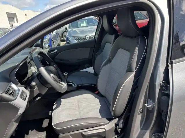 Renault Clio tce 90 ch gsr2 — photo 24