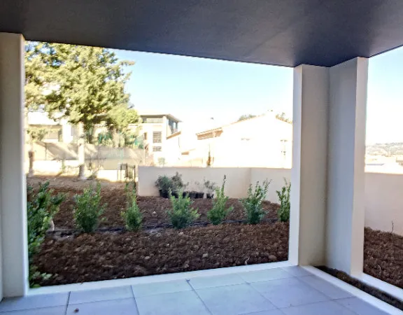 Résidence LE BELMONT - Type 2 en rez de jardin avec parking en sous-sol