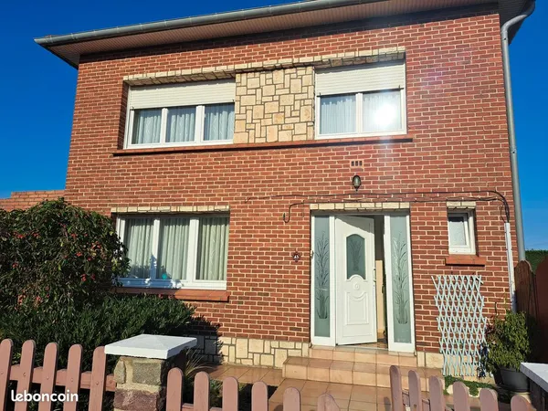Belle maison, secteur très calme