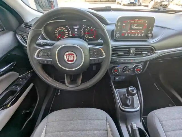 Fiat Tipo 1.4 95ch easy my18 4p — photo 2