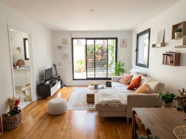 À LOUER (Meublé) — Loft (55 m²) avec Terrasse (17 m²), Parking & Cave — Paris 12e (Reuilly)