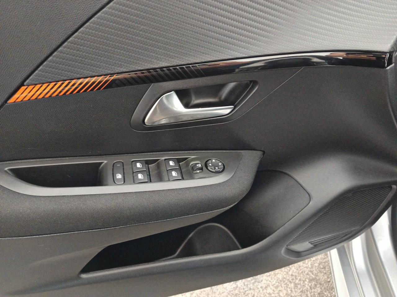 Peugeot 208 puretech 75 s&s bvm5 active pack — photo 20