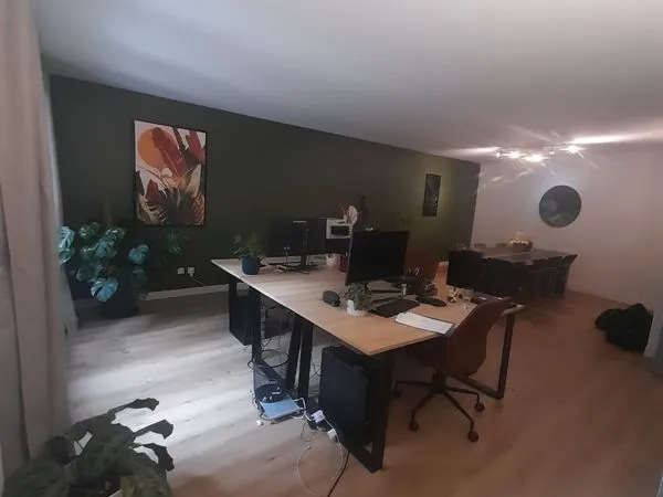 Loue local commercial 82m2