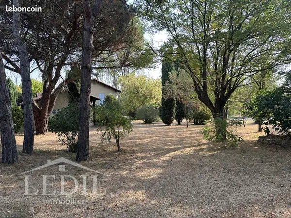 Propriété 4 pièces 150 m²