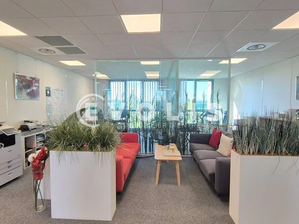 Bureaux 245 m²
