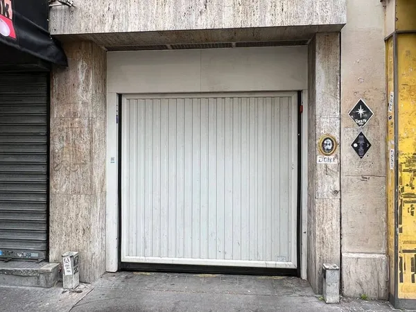 Parking 14 m²
