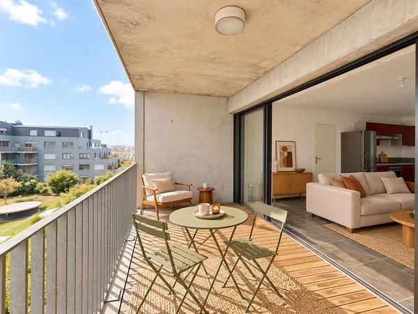 Bordeaux Bassins à Flot - Appartement T3 de 67m² avec loggia et place de parking couverte