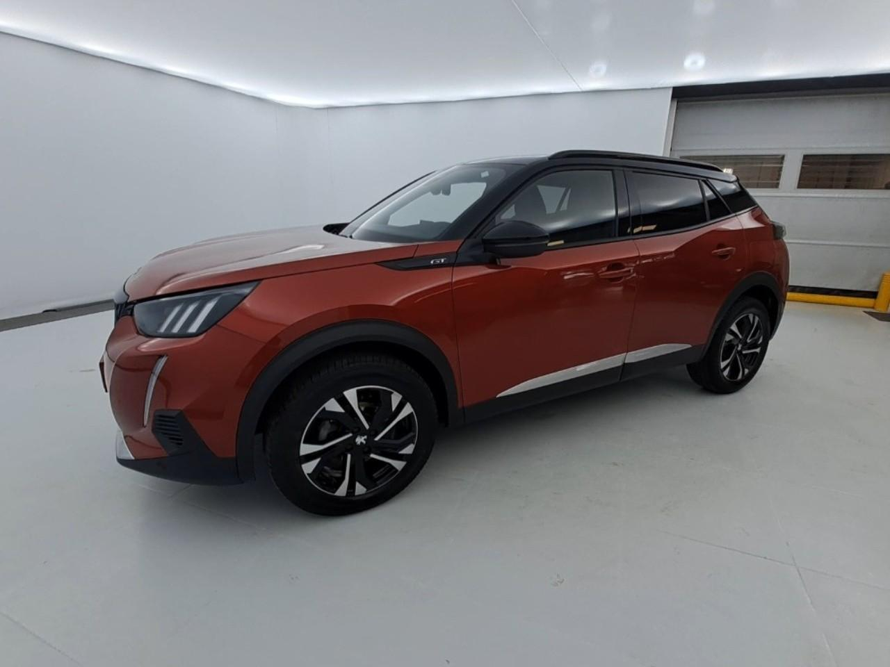 Peugeot 2008 puretech 130 s&s eat8 gt — photo 1