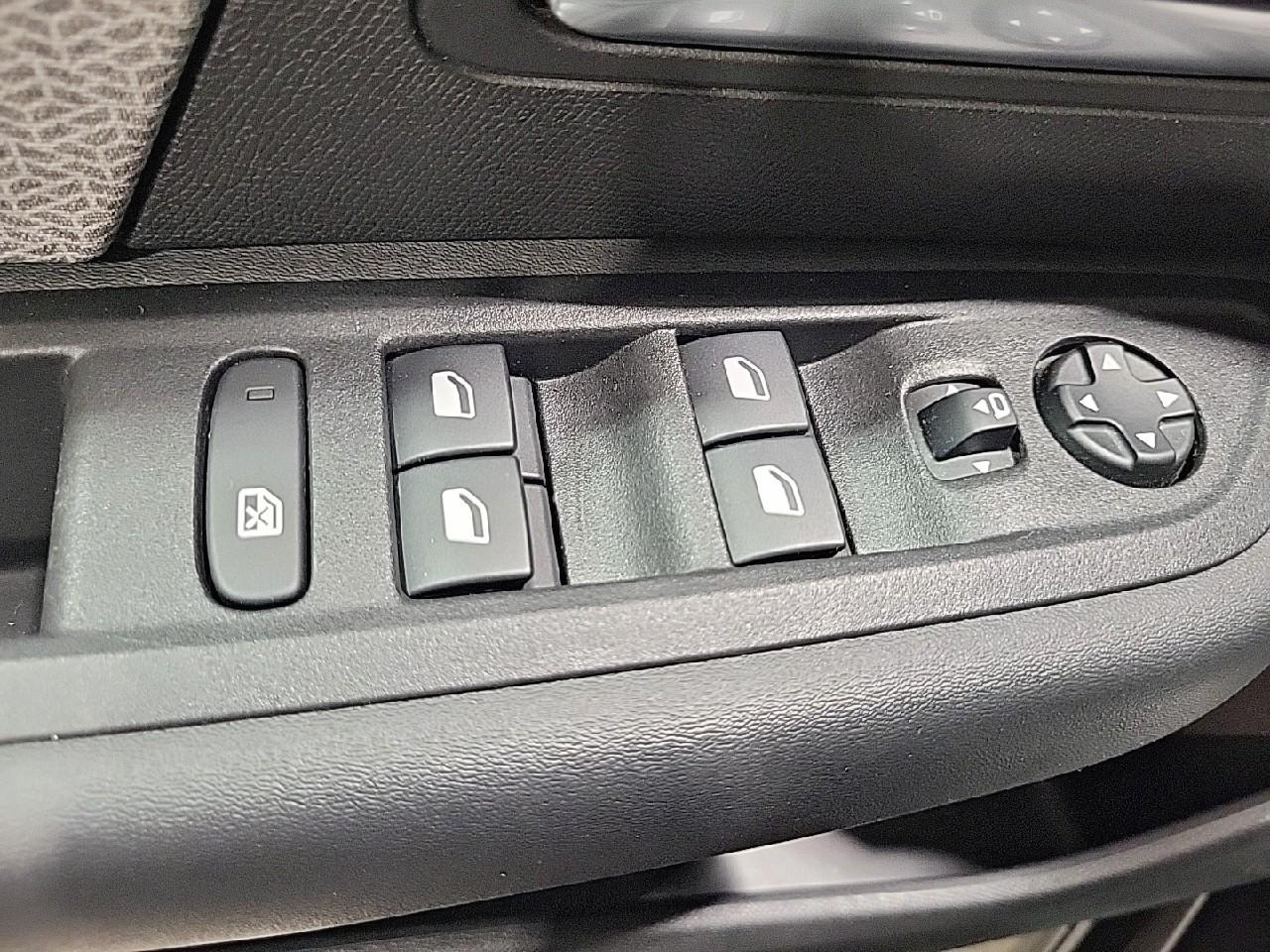 Citroën C4 bluehdi 130 s&s eat8 shine — photo 23