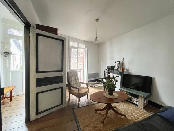 Appartement T5 au 1er étage