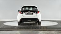 Toyota Yaris 116h Dynamic 5p MY22 — photo 6