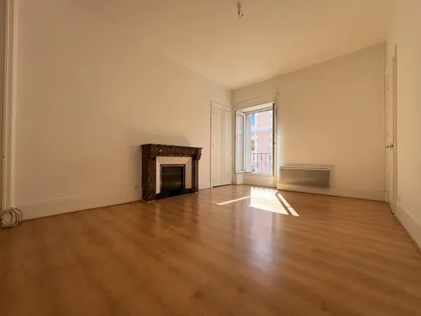 Appartement T2 52 m2- A vendre - Grenoble centre