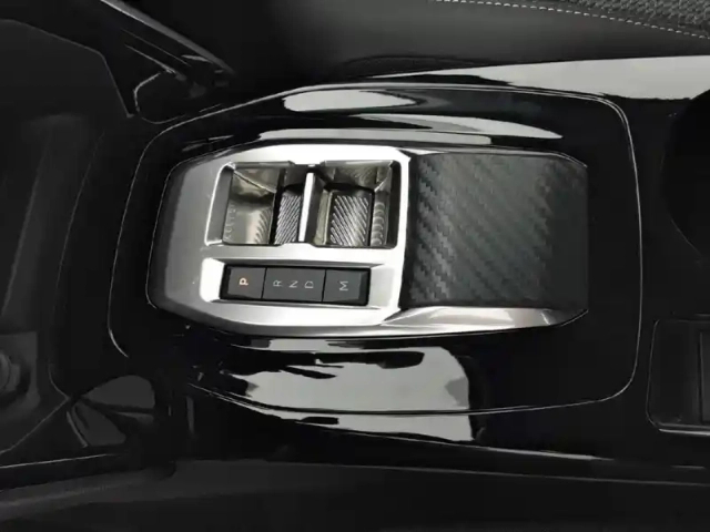 Peugeot 208 hybrid 100 e-dcs6 — photo 37