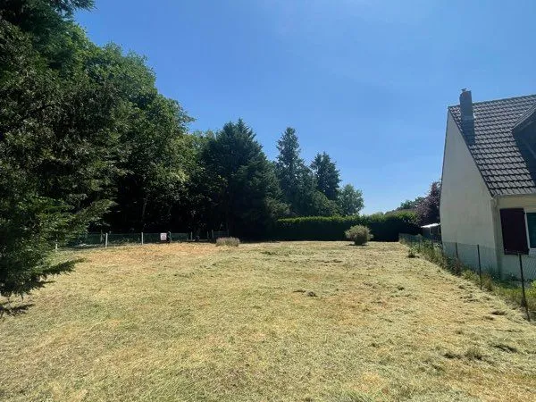 Terrain 900m2 constructible