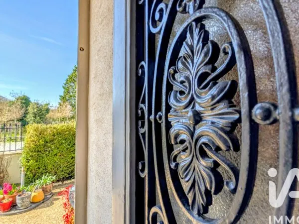 Maison 9 pièces 270 m²