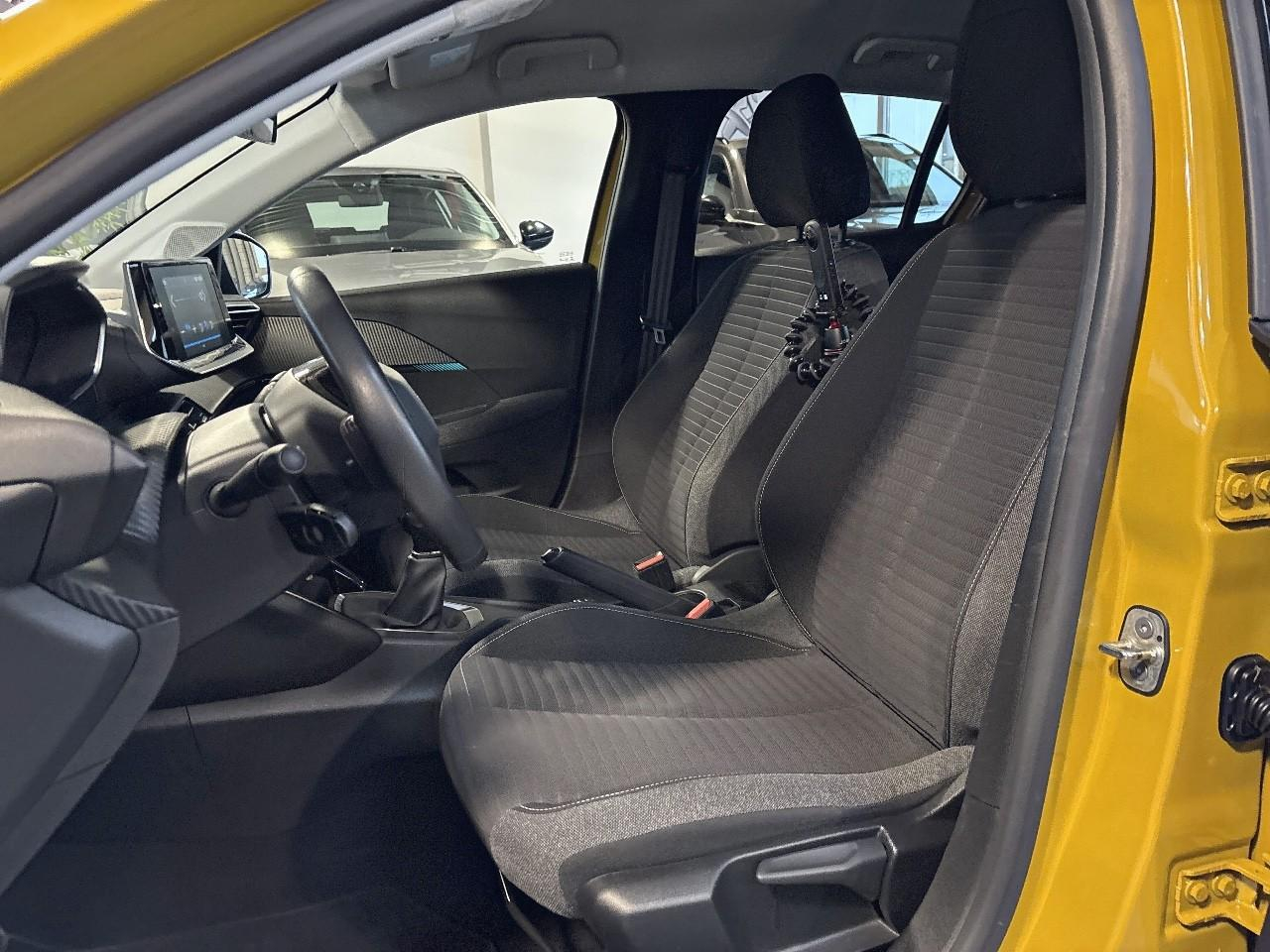 Peugeot 208 puretech 75 s&s bvm5 style — photo 11