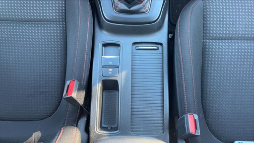 Ford Focus 1.0 EcoBoost Flexfuel 125 - ST-Line – 2023 – 53000 km – Hybride essence – Boîte Manuelle — photo 5