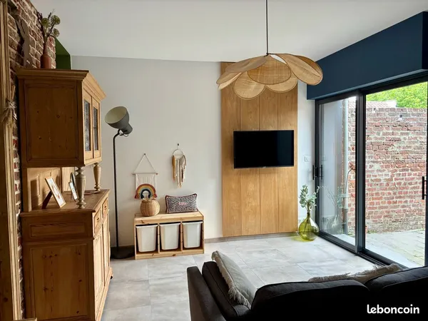 Maison 1930 entièrement rénovée - 98 m² - DPE C - Saint-Amand-les-Eaux 192 000 - Vente entre particu