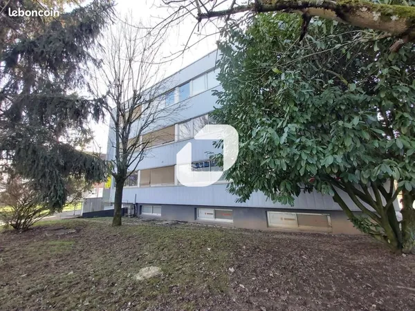Local bureaux 320 m²