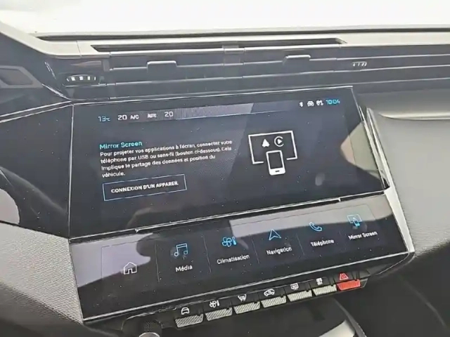 Peugeot 408 phev 225 e-eat8 — photo 19