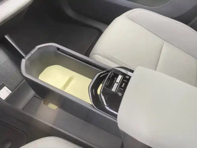 Volvo Ex30 cross country twin performance 428 ch 1edt — photo 19