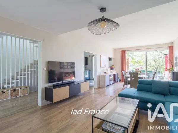 Maison 7 pièces 147 m²